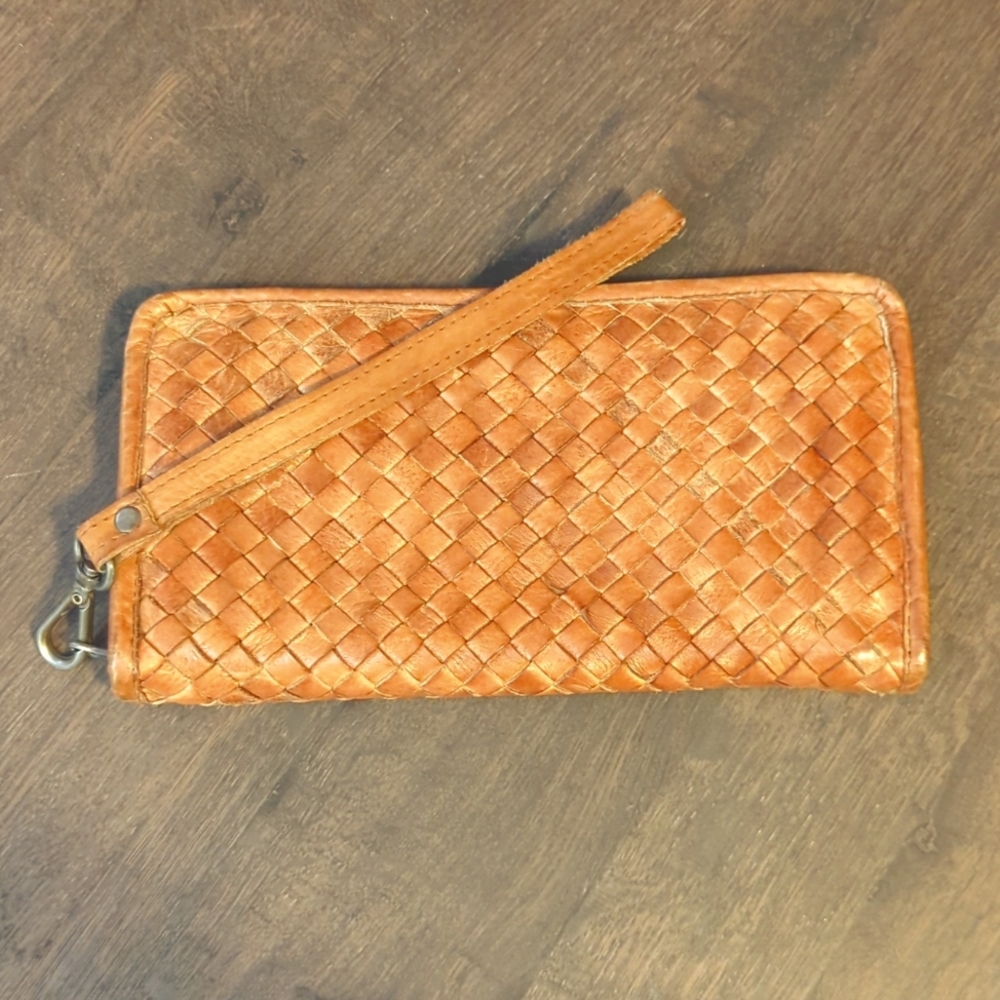 Leather Clutch/Wristlet